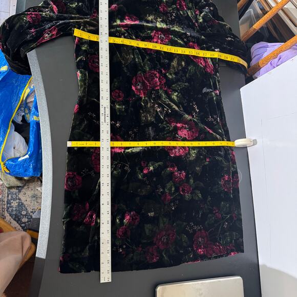Ann Taylor Floral Gothic Mini Shift Dress Size 8 Long Sleeve Whimsigoth Velvet - Picture 9 of 9